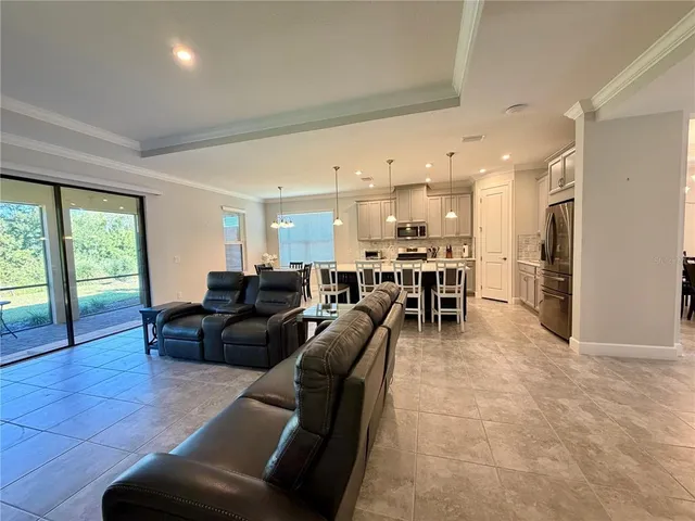 $3,800 | 10722 Wicker Park Place, Palmetto, FL 34221