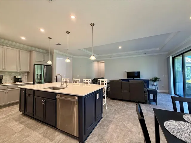 $3,800 | 10722 Wicker Park Place, Palmetto, FL 34221