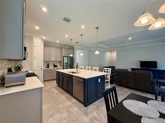 $3,800 | 10722 Wicker Park Place, Palmetto, FL 34221