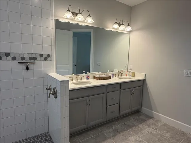 $3,800 | 10722 Wicker Park Place, Palmetto, FL 34221