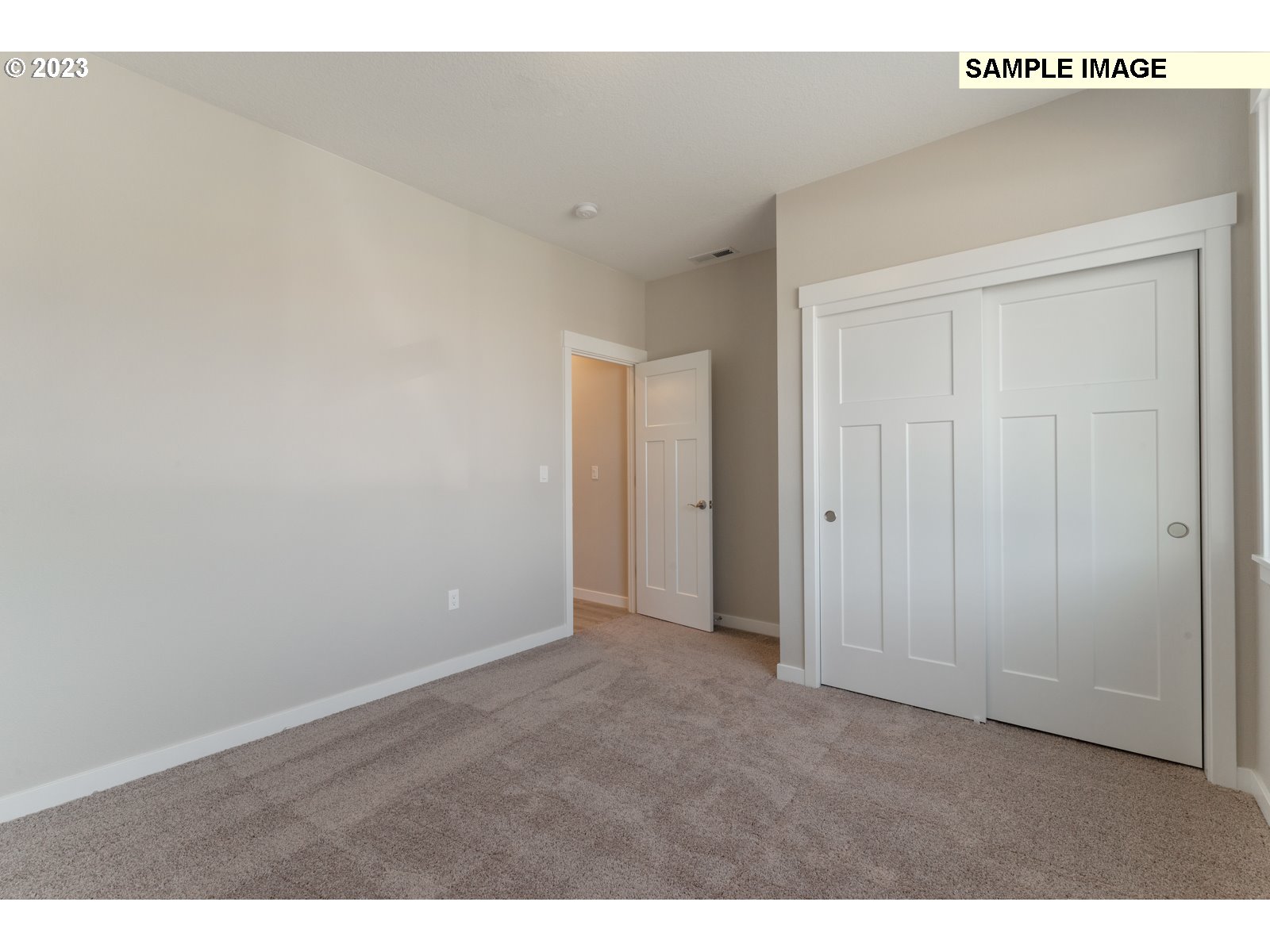 8853 North 5th Street, Unit 62 Ridgefield, WA 98642 - Photo 14 of 27 a view of an empty room