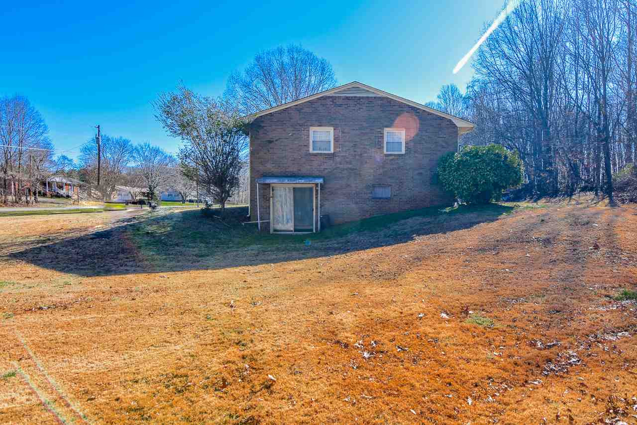122 Henderson Road Roxboro, NC 27573 - Photo 25 of 27 Photo 25
