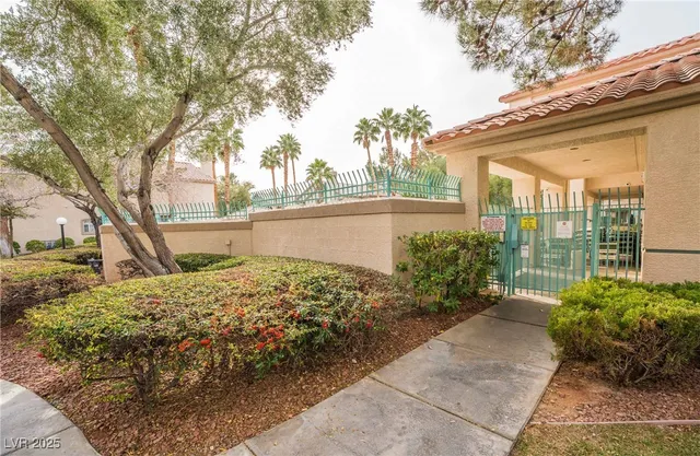 $1,500 | 5415 West Harmon Avenue, Unit 1162, Las Vegas, NV 89103