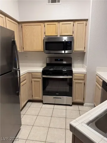 $1,500 | 5415 West Harmon Avenue, Unit 1162, Las Vegas, NV 89103