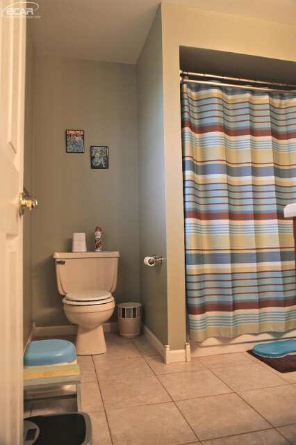 2525 South State Road Davison, MI 48423 - Photo 13 of 39 20442675-12.JPG