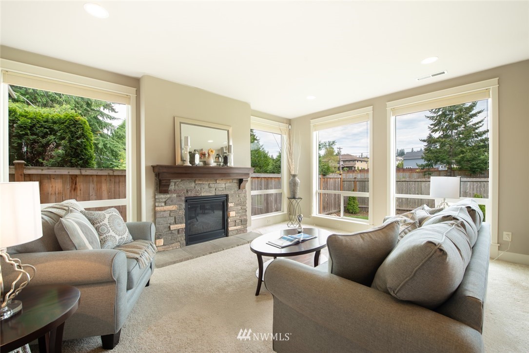 22029 38th Avenue Southeast Bothell, WA 98021 - Photo 2 of 22