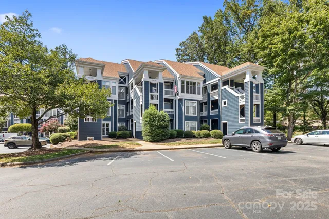 $439,000 | 719 Southwest Drive, Davidson, NC 28036