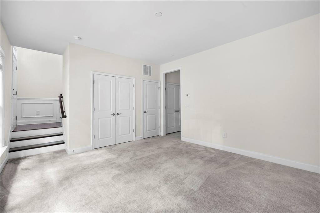 2166 Rock Creek Park Decatur, GA 30033 - Photo 38 of 40 a view of an empty room