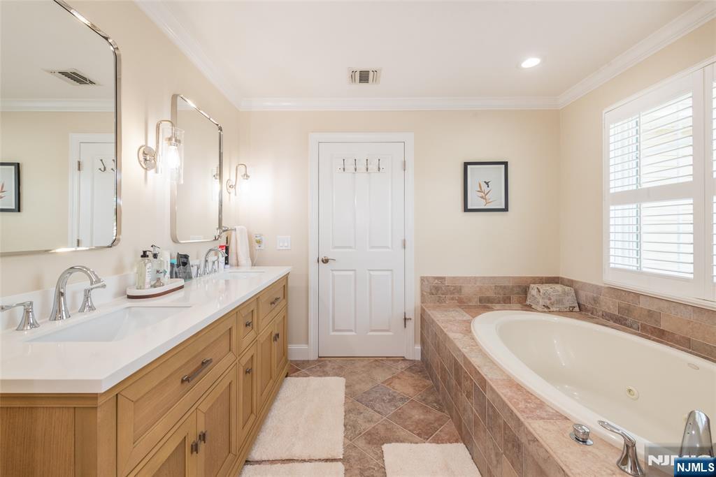 116 French Hill Road Wayne, NJ 07470 - Photo 23 of 39