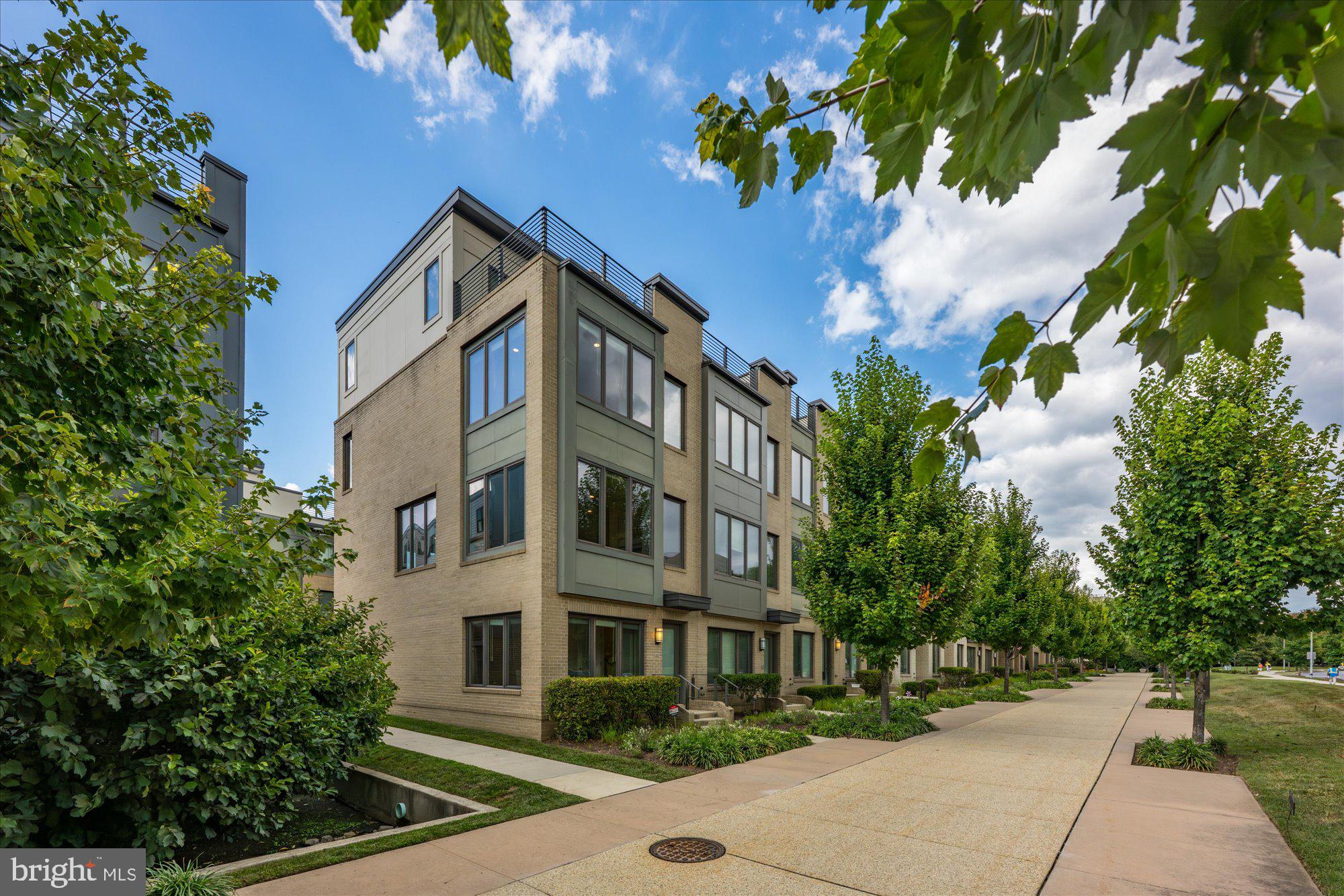 6597 Rock Spring Drive Bethesda, MD 20817 - Photo 2 of 37 a view of a building