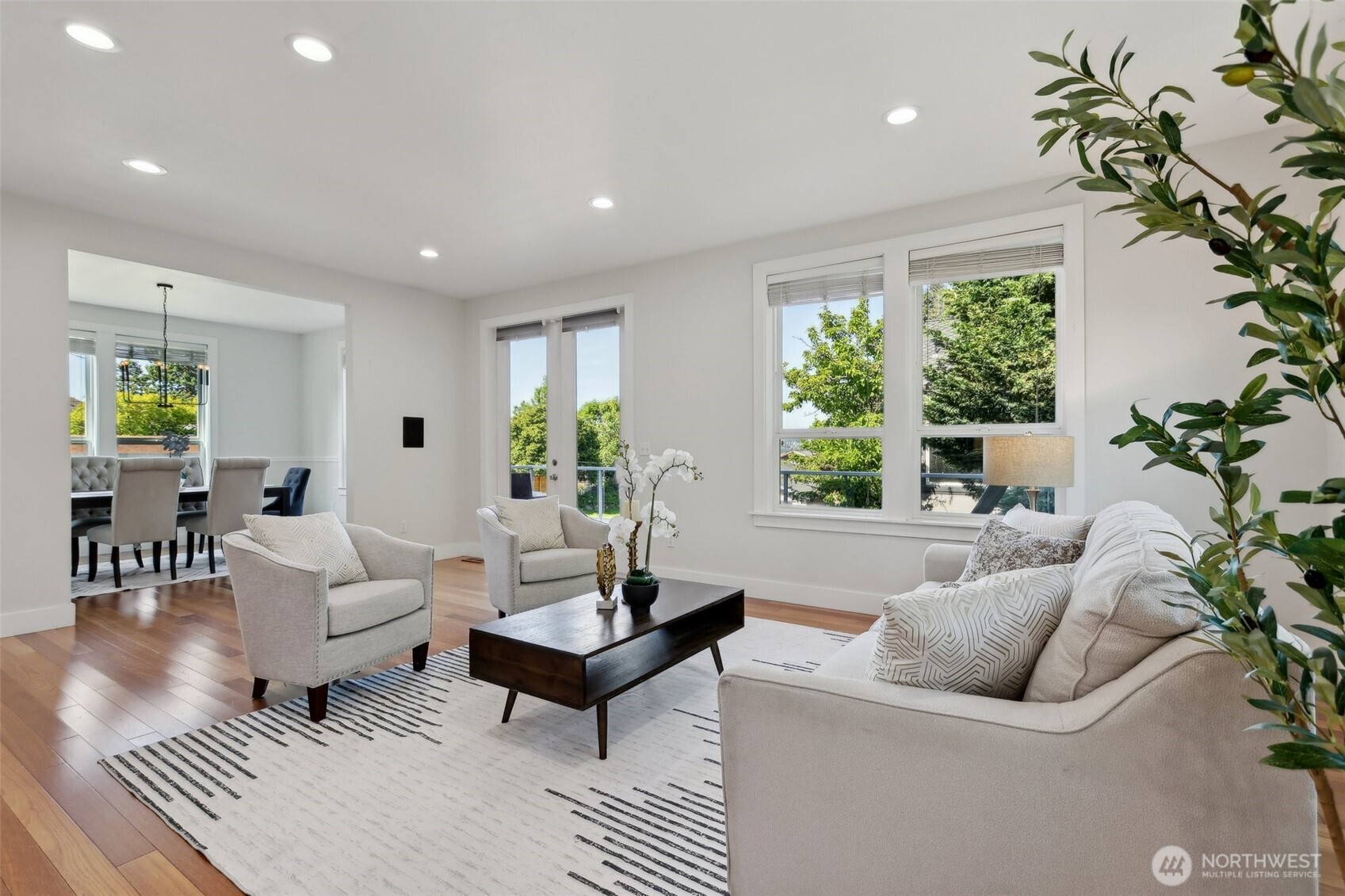 3619 Park Avenue North Renton, WA 98056 - Photo 7 of 40