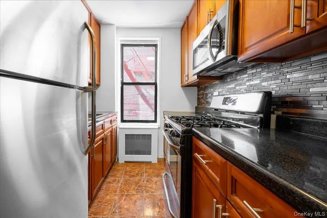 $2,350 | 37-30 73rd Street, Unit 3F | Jackson Heights