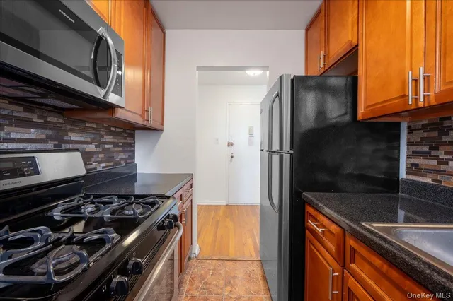 $2,350 | 37-30 73rd Street, Unit 3F | Jackson Heights