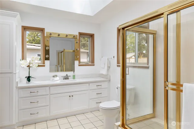 $1,399,500 | 8167 Possession Ridge Lane, Clinton, WA 98236