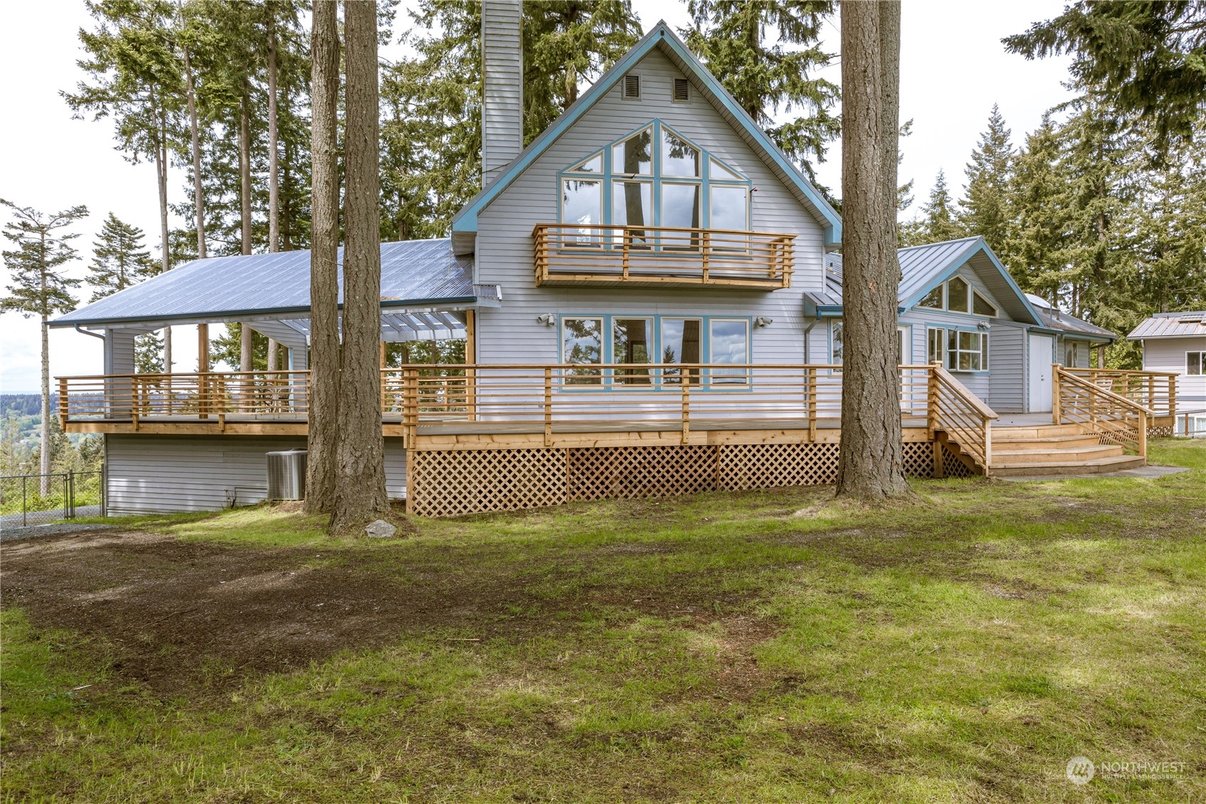 8167 Possession Ridge Lane Clinton, WA 98236 - Photo 3 of 34