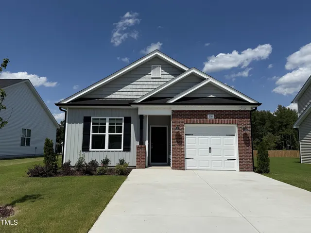 $274,900 | 130 West Saltgrass Lane, Smithfield, NC 27577