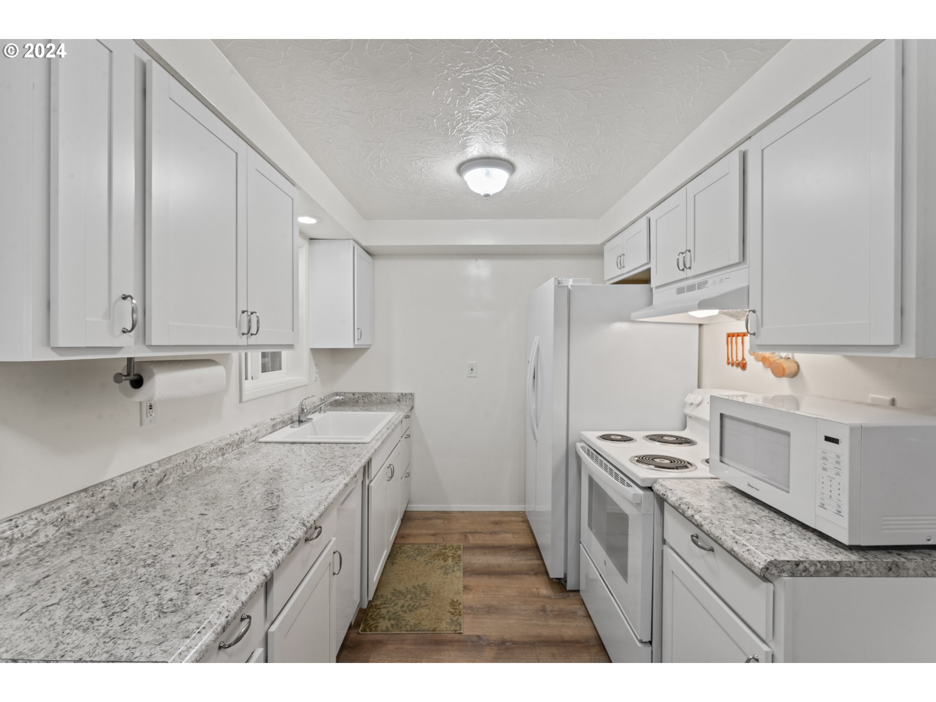 1232 1st Place Springfield, OR 97477 - Photo 26 of 39 Gallery Image 26