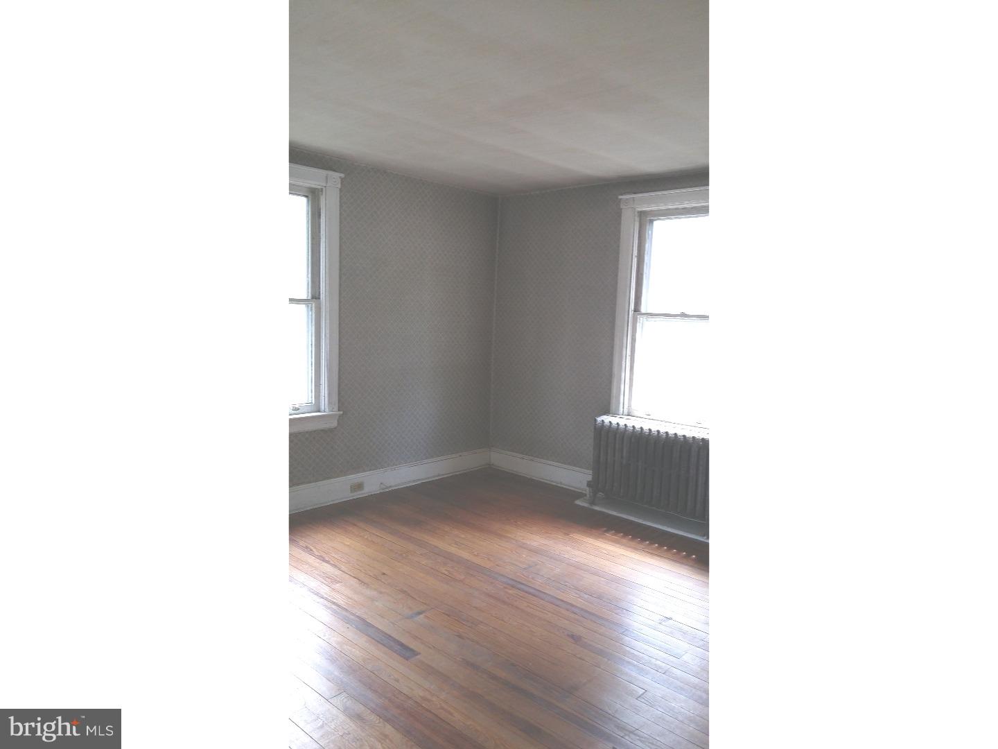 784 Woodlane Road Beverly, NJ 08010 - Photo 12 of 16 Bedroom 3
