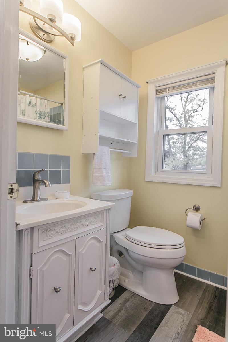 2930 East County Line Road Hatboro, PA 19040 - Photo 4 of 25 Gallery Image 4