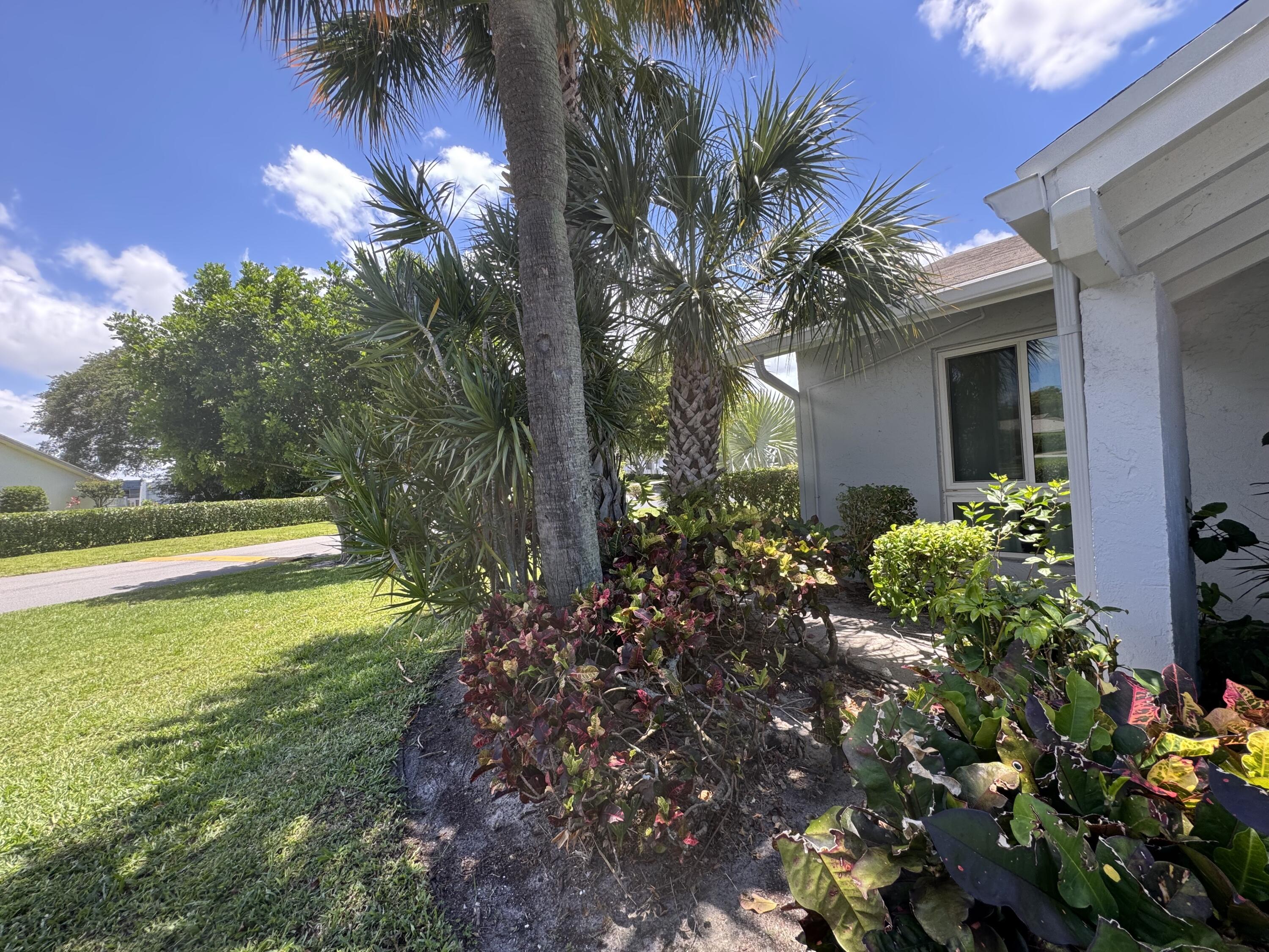 744 Lago Road, Unit 1F Delray Beach, FL 33445 - Photo 2 of 25 IMG_1347 2