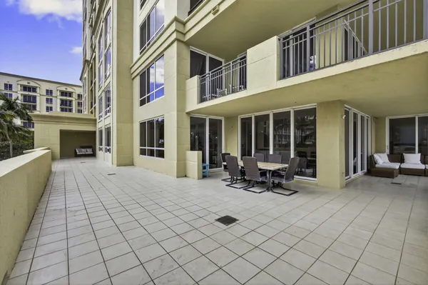 $13,000 | 3800 North Ocean Drive, Unit 452, Singer Island, FL 33404