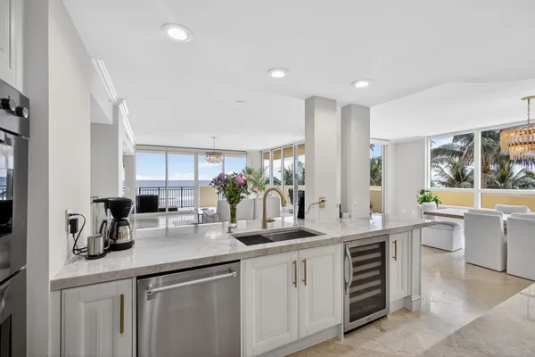$13,000 | 3800 North Ocean Drive, Unit 452, Singer Island, FL 33404