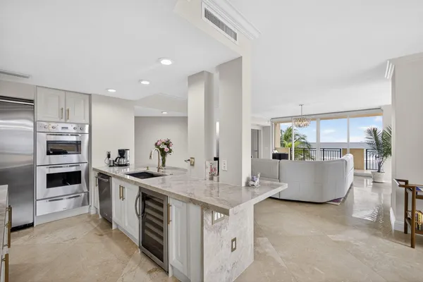 $13,000 | 3800 North Ocean Drive, Unit 452, Singer Island, FL 33404
