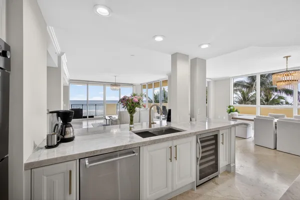 $13,000 | 3800 North Ocean Drive, Unit 452, Singer Island, FL 33404