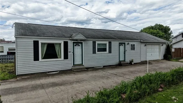 $134,900 | 127 7th Drive Southwest, New Philadelphia, OH 44663