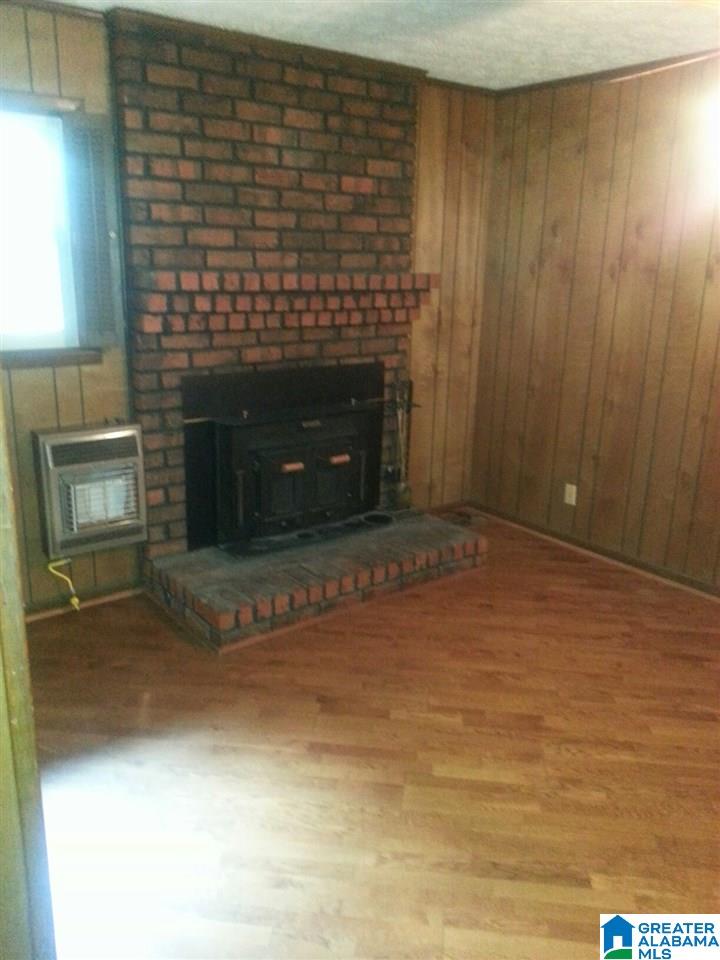 575 Chappell Street Sylacauga, AL 35151 - Photo 5 of 15