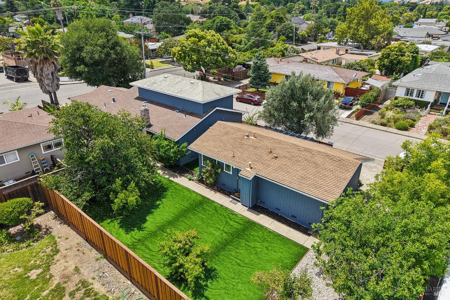 1662 Center Road Novato, CA 94947 - Photo 21 of 32