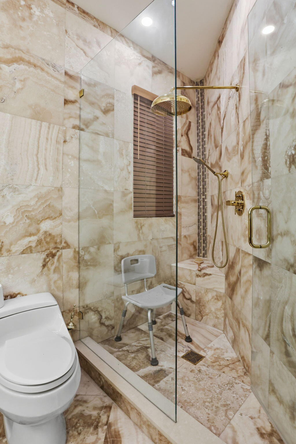 2850 Northeast 44th Street Lighthouse Point, FL 33064 - Photo 61 of 67 Apartment Bathroom