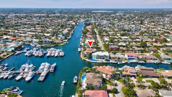 $5,450,000 | 2850 Northeast 44th Street, Lighthouse Point, FL 33064