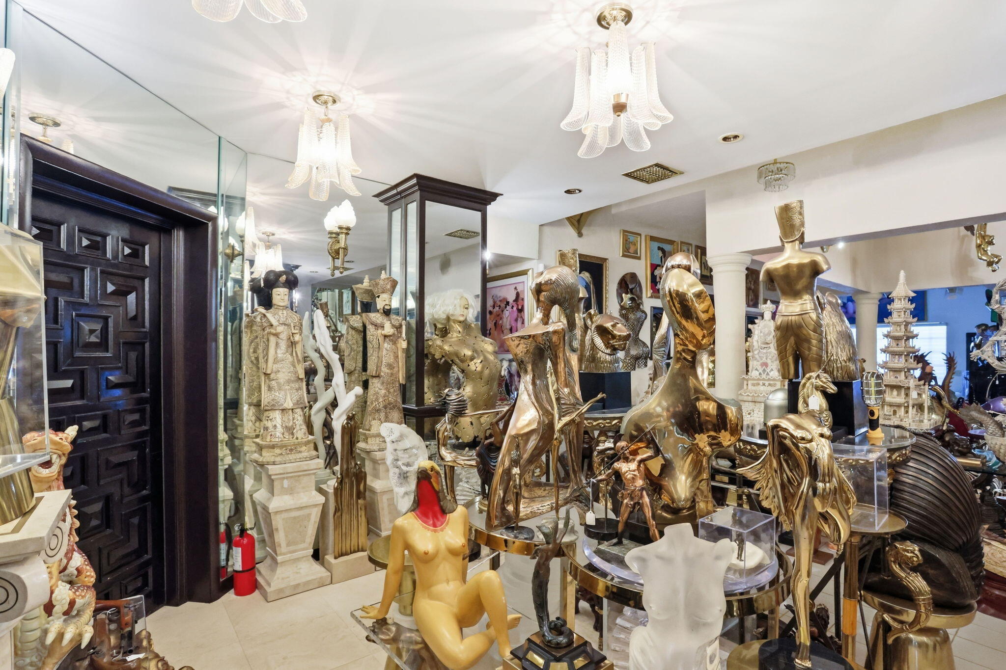 2850 Northeast 44th Street Lighthouse Point, FL 33064 - Photo 9 of 67 Front Room