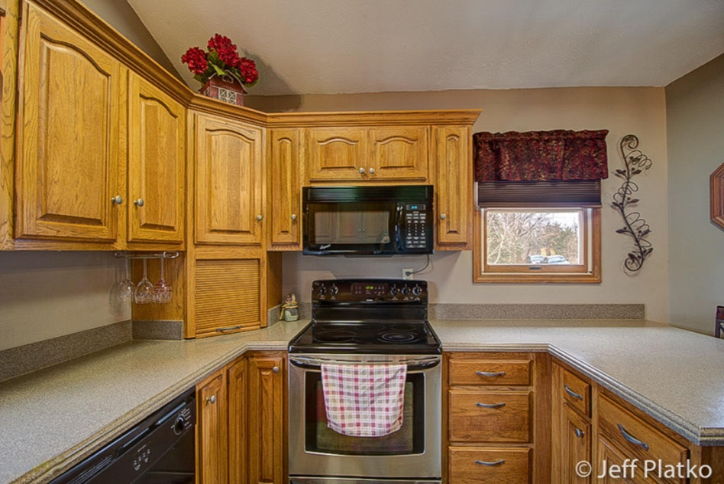 11016 West S County Line Road Greenville, MI 48838 - Photo 12 of 40 Jeff-7