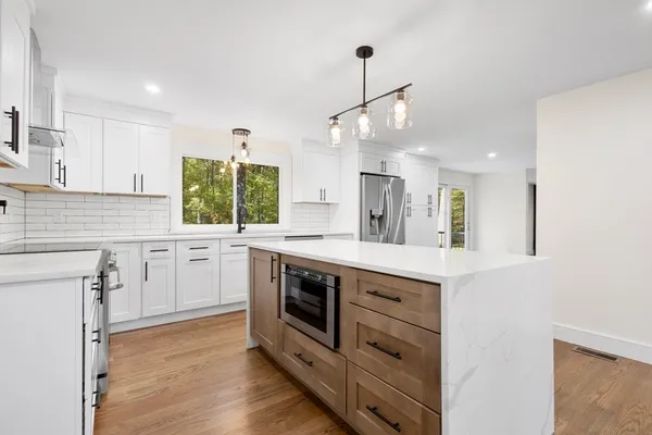 $1,300,000 | 241 Prospect Street, Franklin, MA 02038