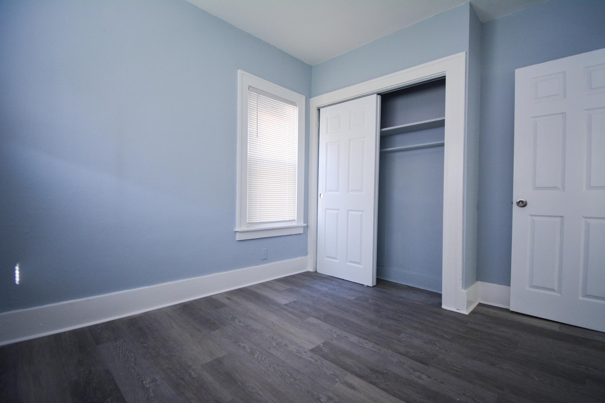 2172 West Forest Home Avenue Milwaukee, WI 53215 - Photo 13 of 20 2172 W FOREST HOME AVE-11