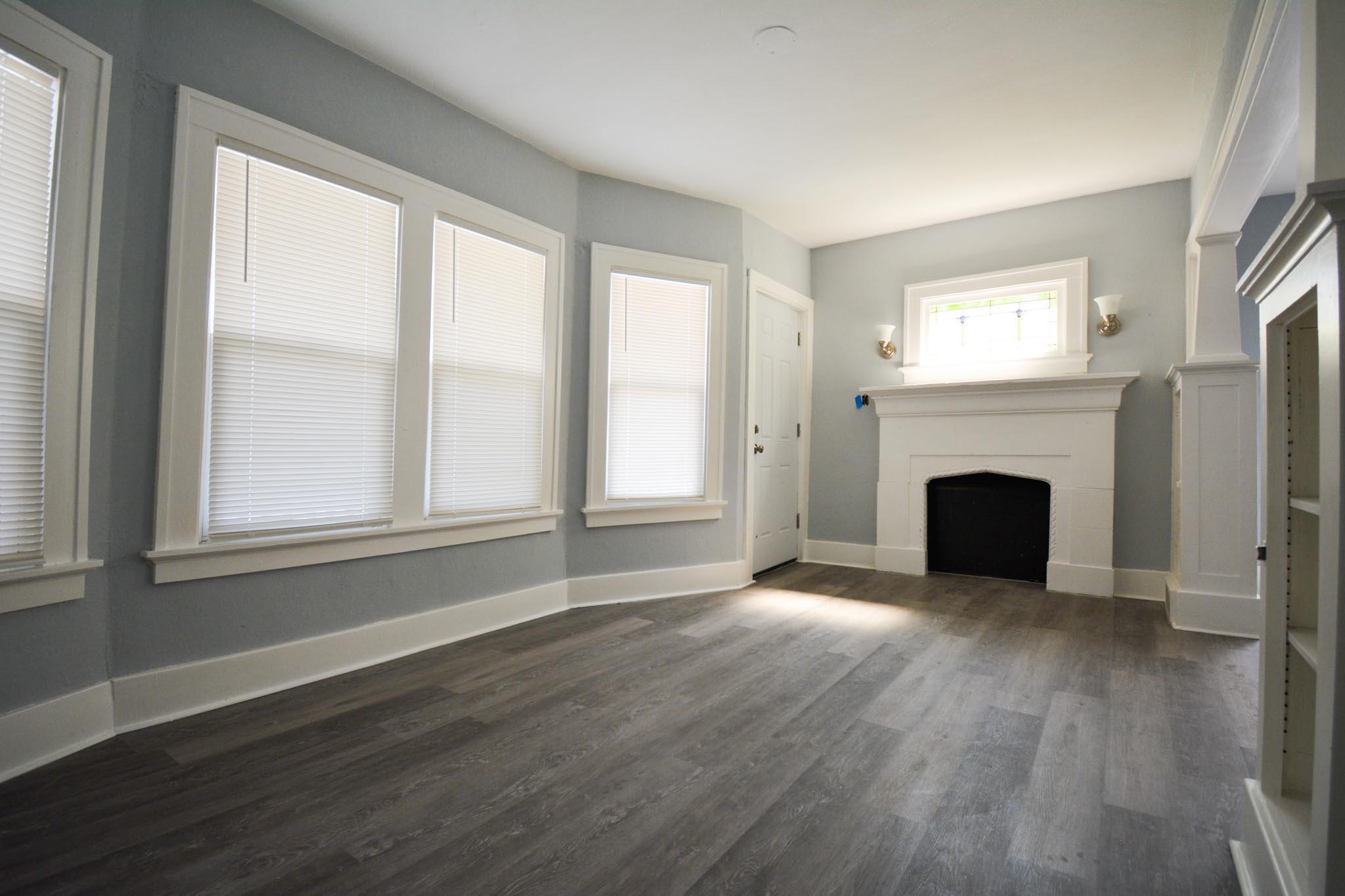 2172 West Forest Home Avenue Milwaukee, WI 53215 - Photo 16 of 20 2172 W FOREST HOME AVE-15