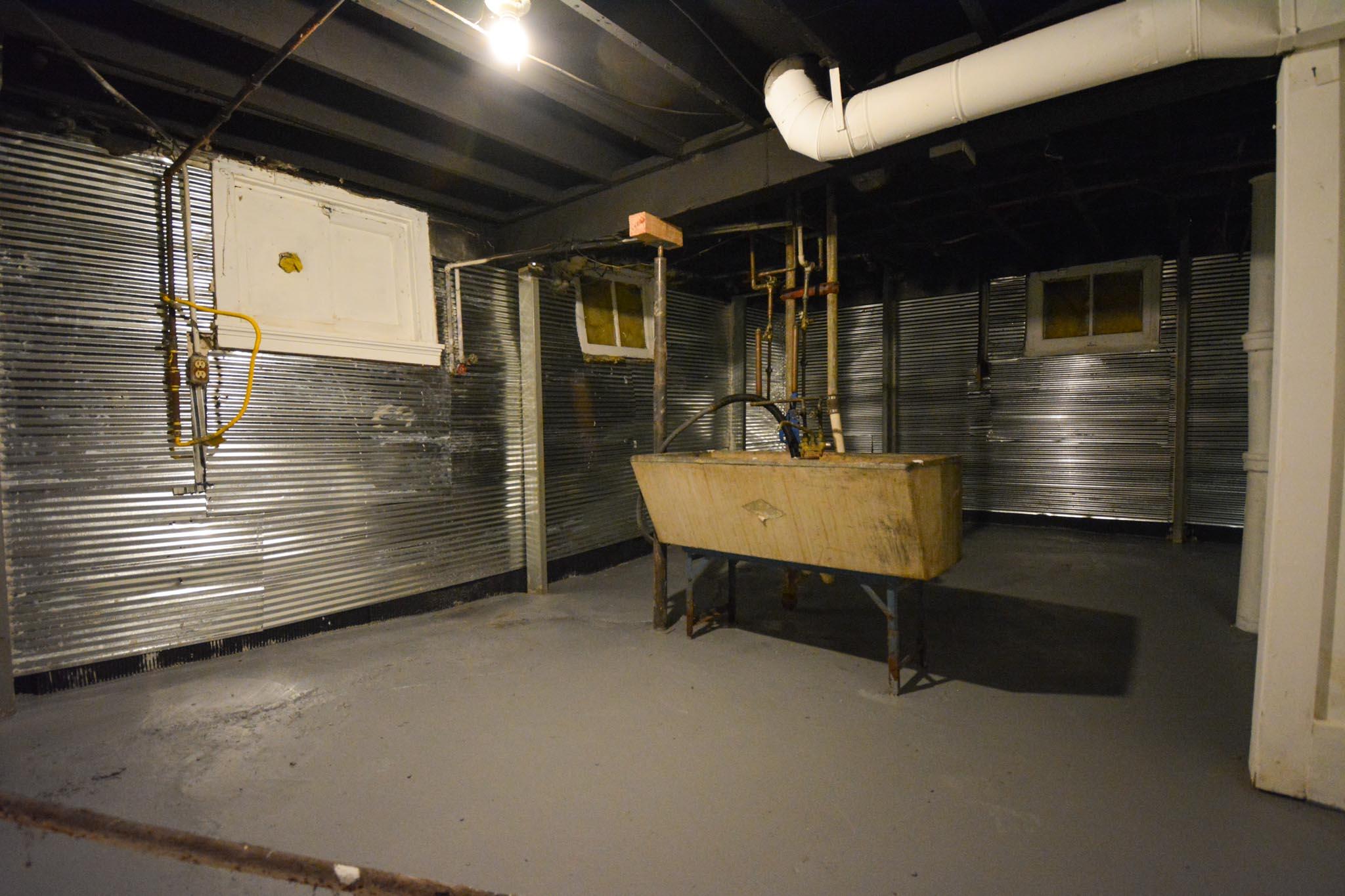 2172 West Forest Home Avenue Milwaukee, WI 53215 - Photo 18 of 20 2172 W FOREST HOME AVE-02