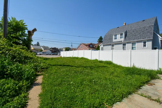 $229,900 | 2172 West Forest Home Avenue, Milwaukee, WI 53215