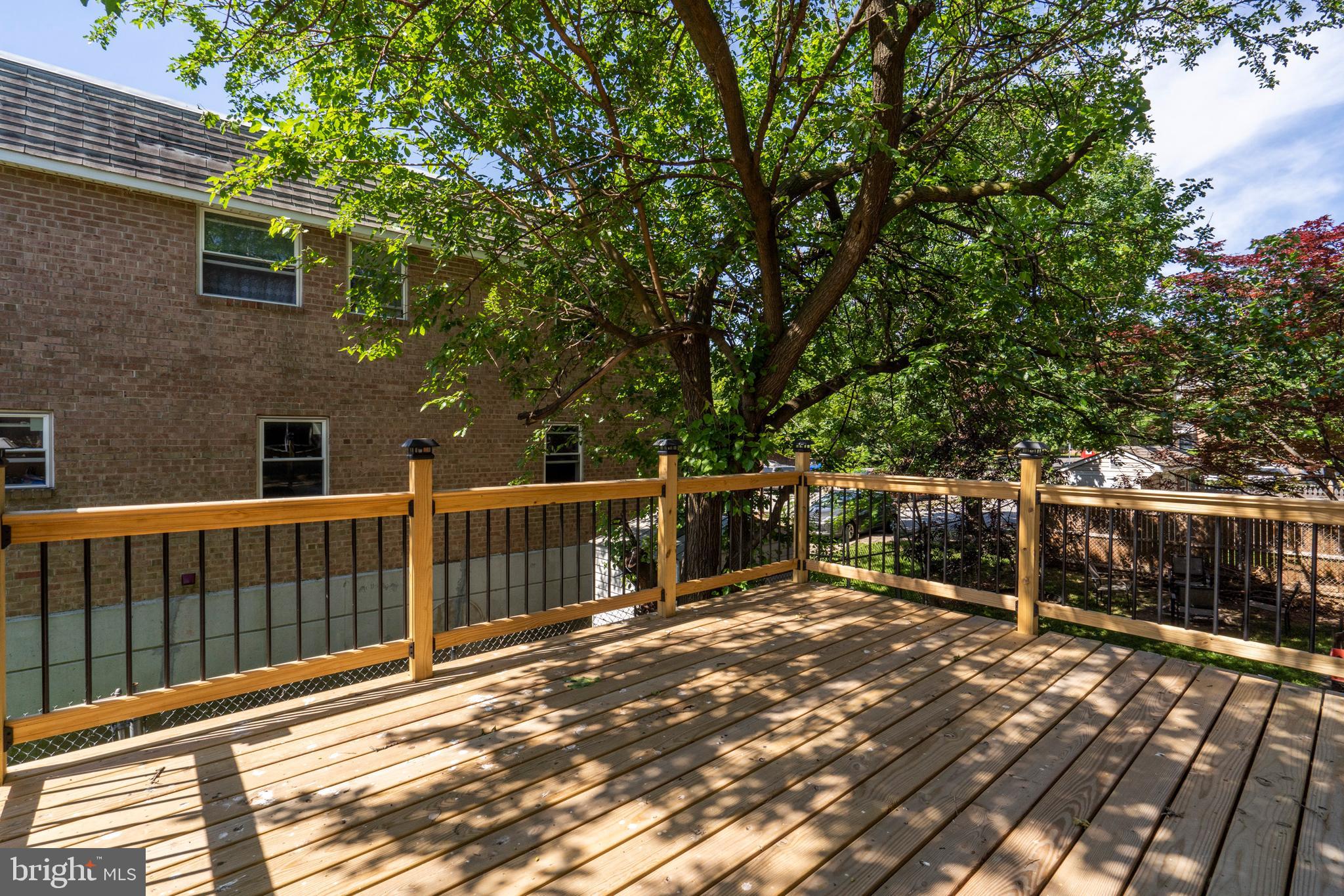 518 Poplar Street Philadelphia, PA 19123 - Photo 15 of 38