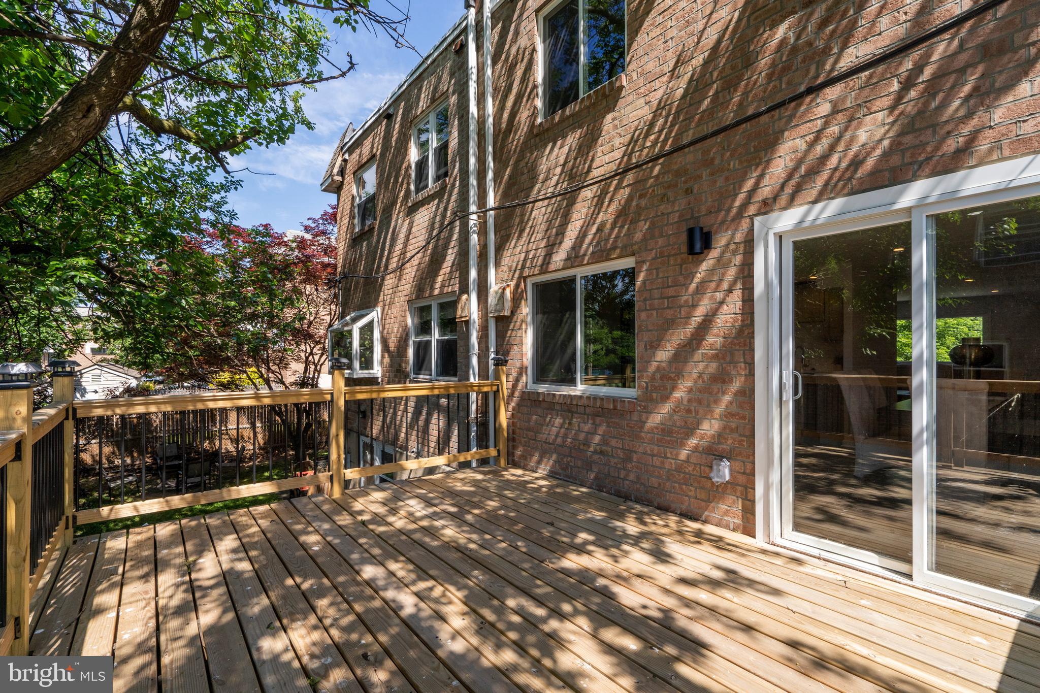 518 Poplar Street Philadelphia, PA 19123 - Photo 16 of 38