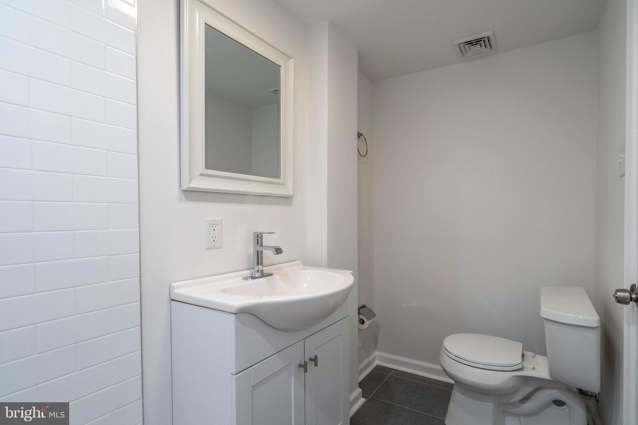 518 Poplar Street Philadelphia, PA 19123 - Photo 21 of 38