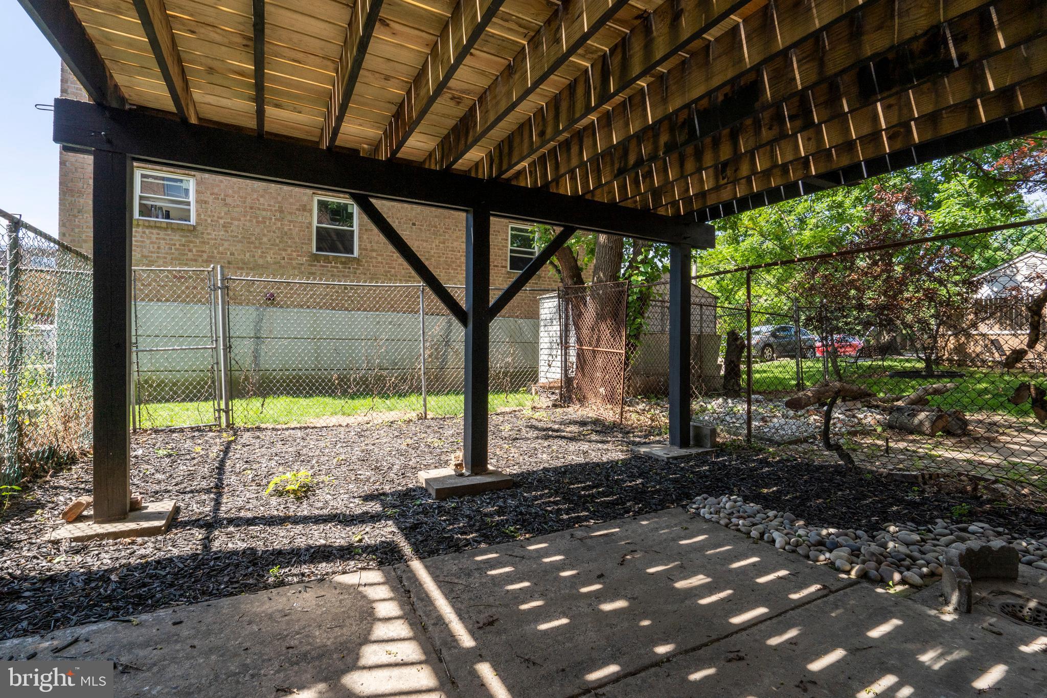518 Poplar Street Philadelphia, PA 19123 - Photo 24 of 38