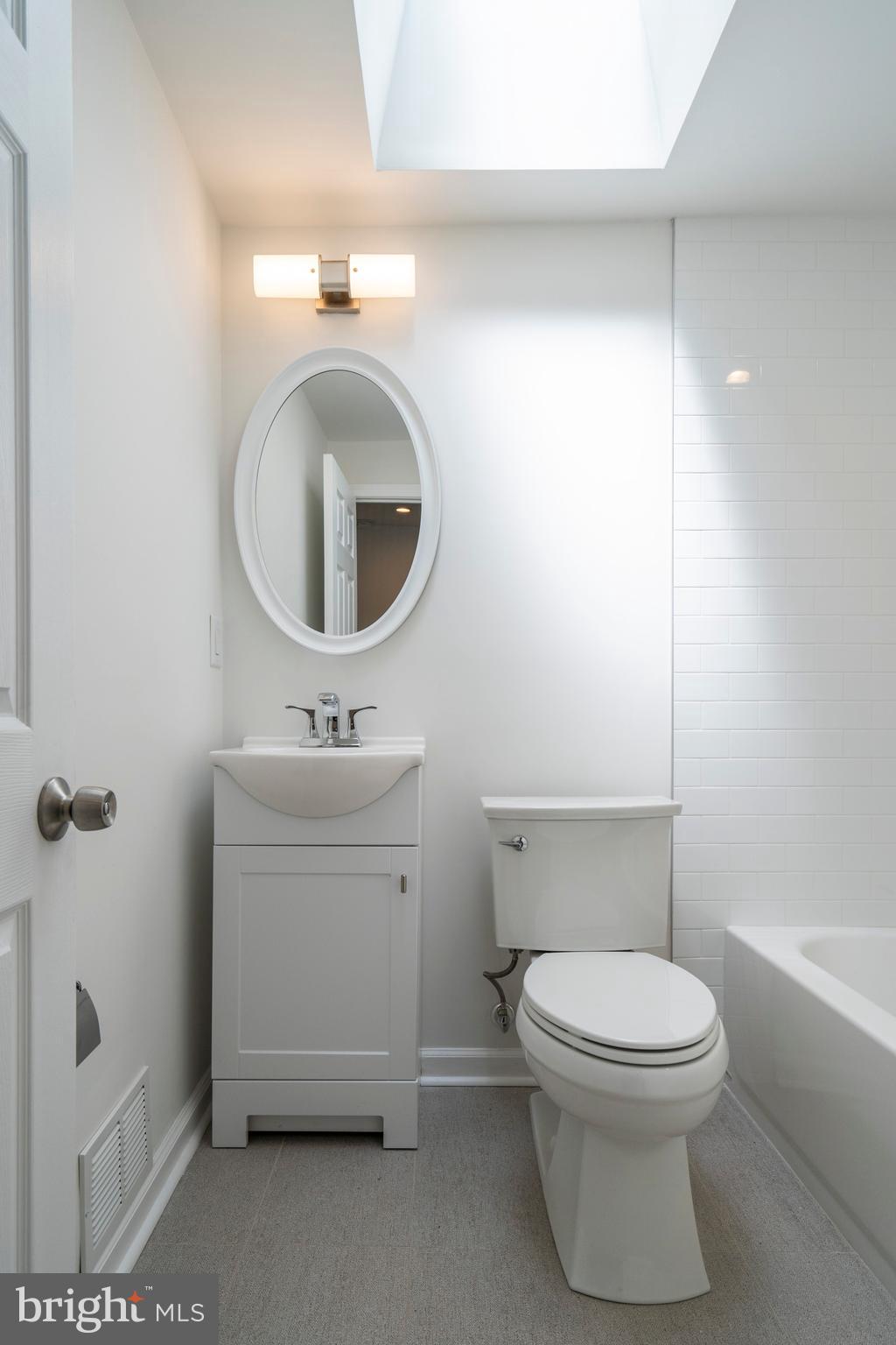 518 Poplar Street Philadelphia, PA 19123 - Photo 26 of 38