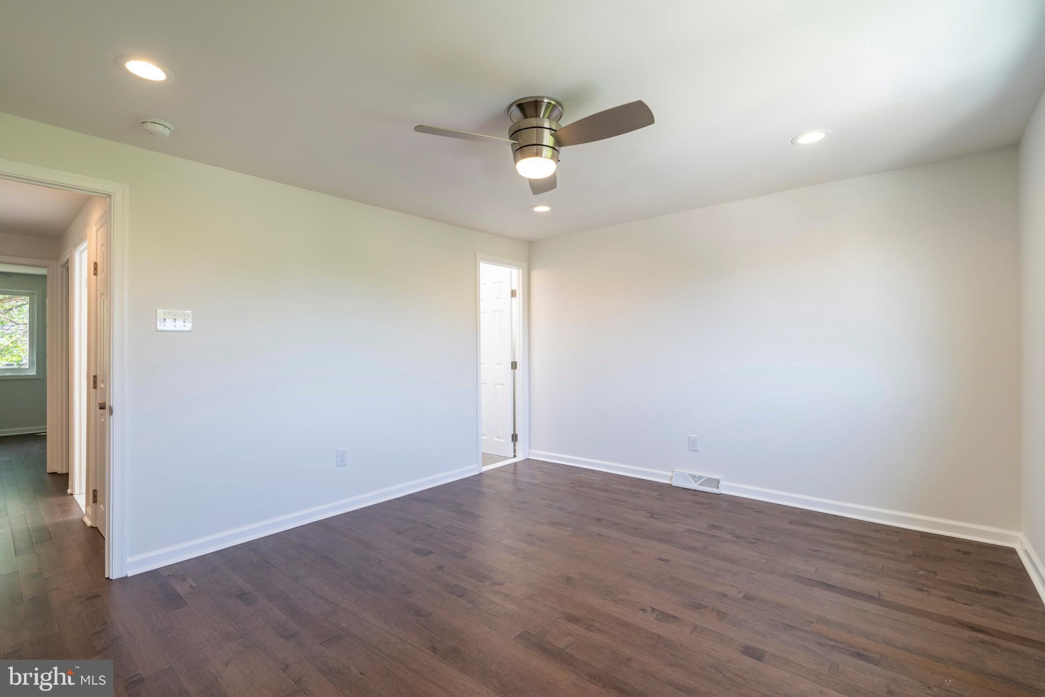 518 Poplar Street Philadelphia, PA 19123 - Photo 30 of 38