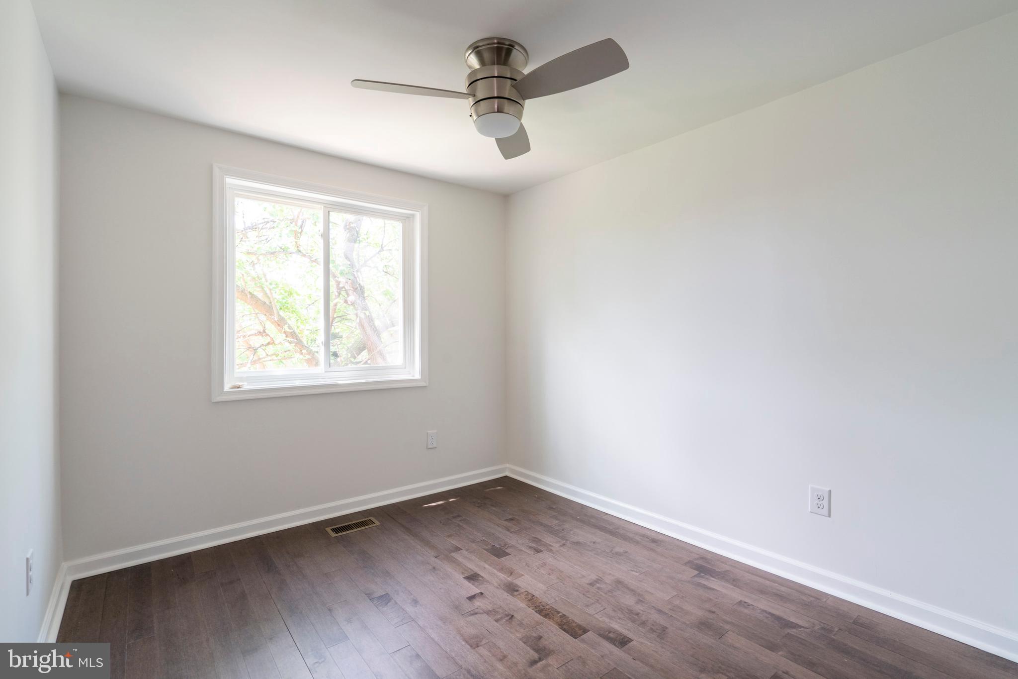 518 Poplar Street Philadelphia, PA 19123 - Photo 31 of 38