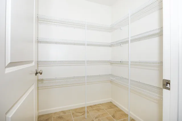 $388,500 | 1714 Flagstone Drive, Normal, IL 61761