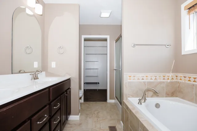 $388,500 | 1714 Flagstone Drive, Normal, IL 61761