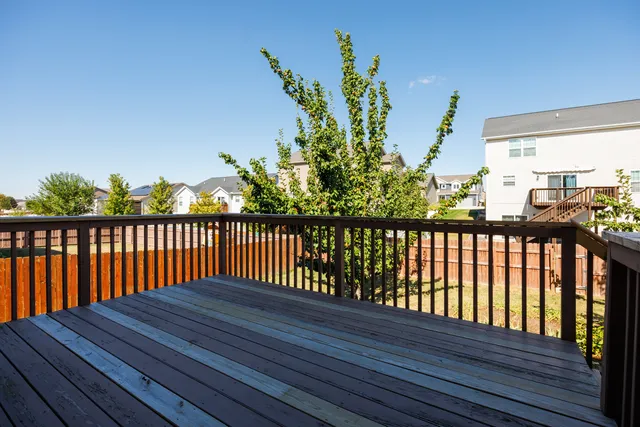 $388,500 | 1714 Flagstone Drive, Normal, IL 61761